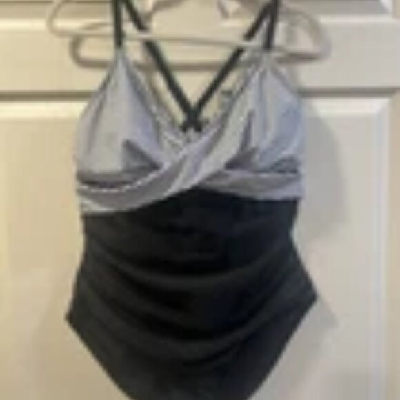 B2prity Women's One Piece Swimsuit Tummy Control Tie Back Slimming XL - NWT - Picture 3 of 5